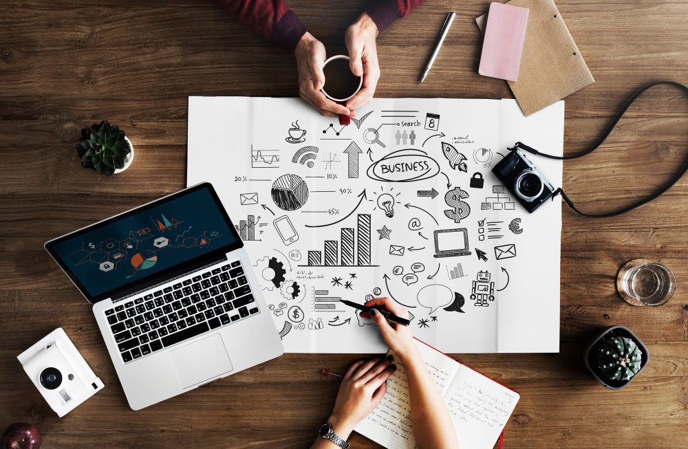 Introduction to the world of Digital Marketing and associates